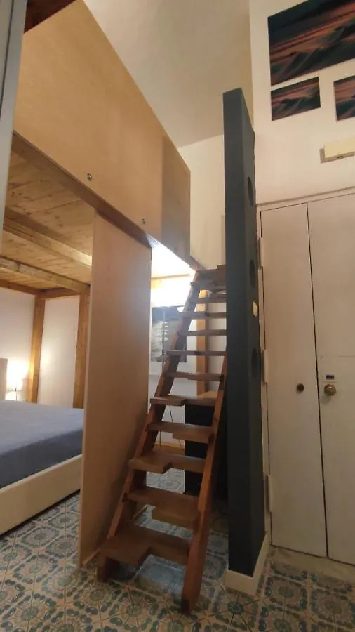 Casa Merisi Al Centro Storico Di Napoli Apartment Naples