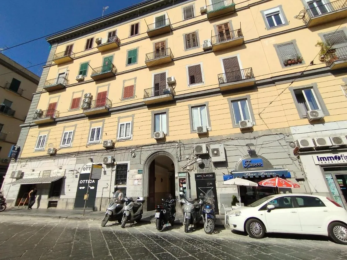 Apartment Casa Merisi Al Centro Storico Di Napoli